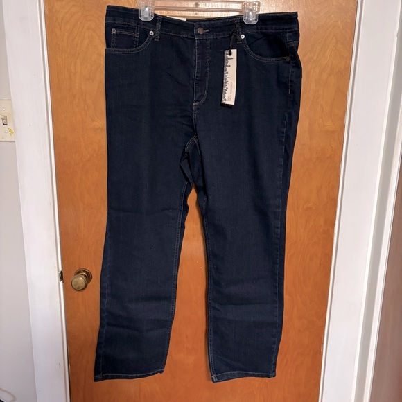 Jones New York Lexington Slimming Stretch Straight Leg Jeans Size 18 Short NWT - Picture 3 of 8